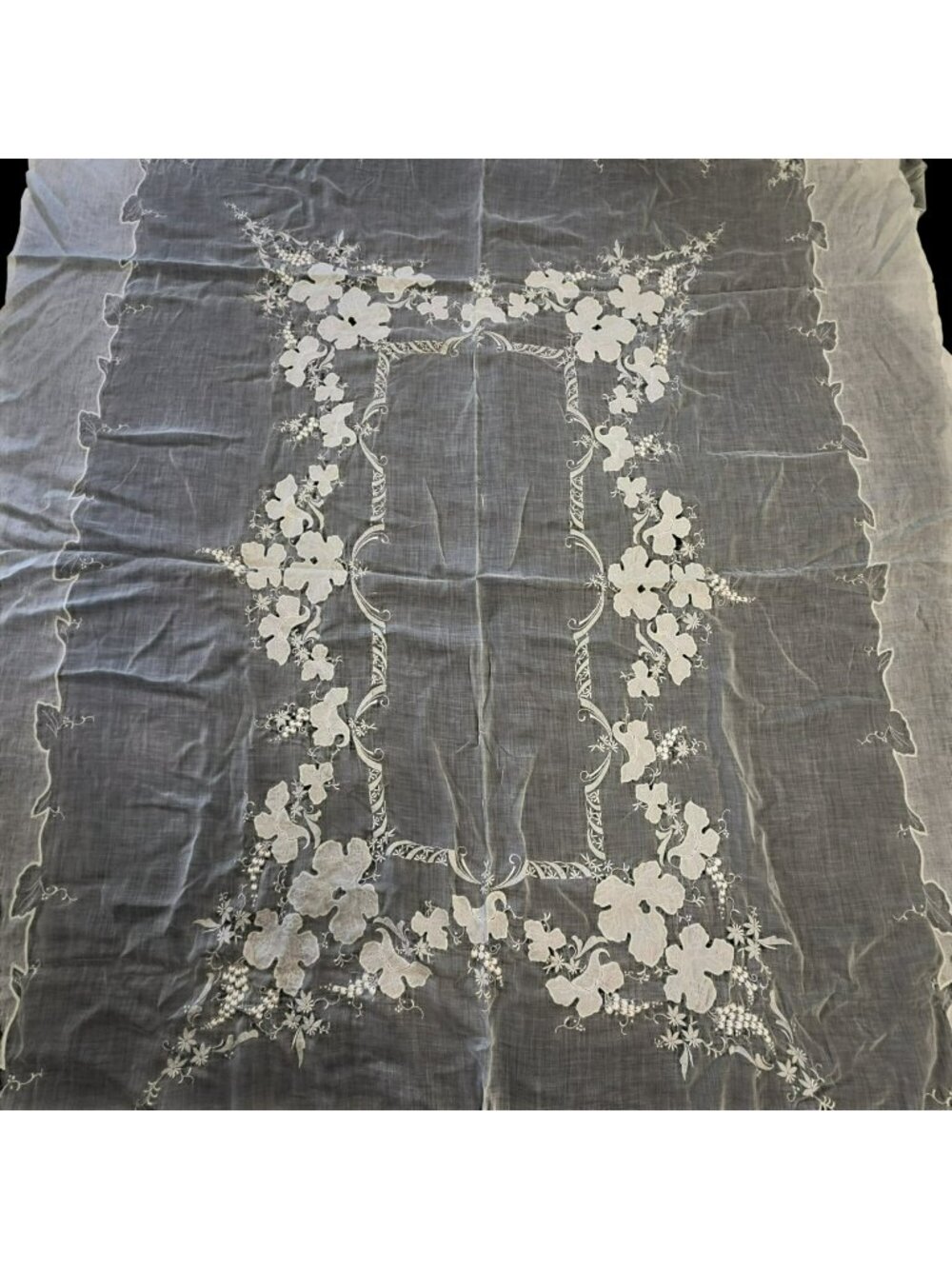 Vtg White Sheer Embroidered Grape Leaves Organza Tablecloth 80x59 Rectangular